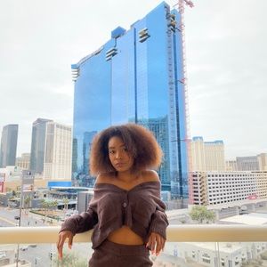 Meet your Posher, Sokhonade